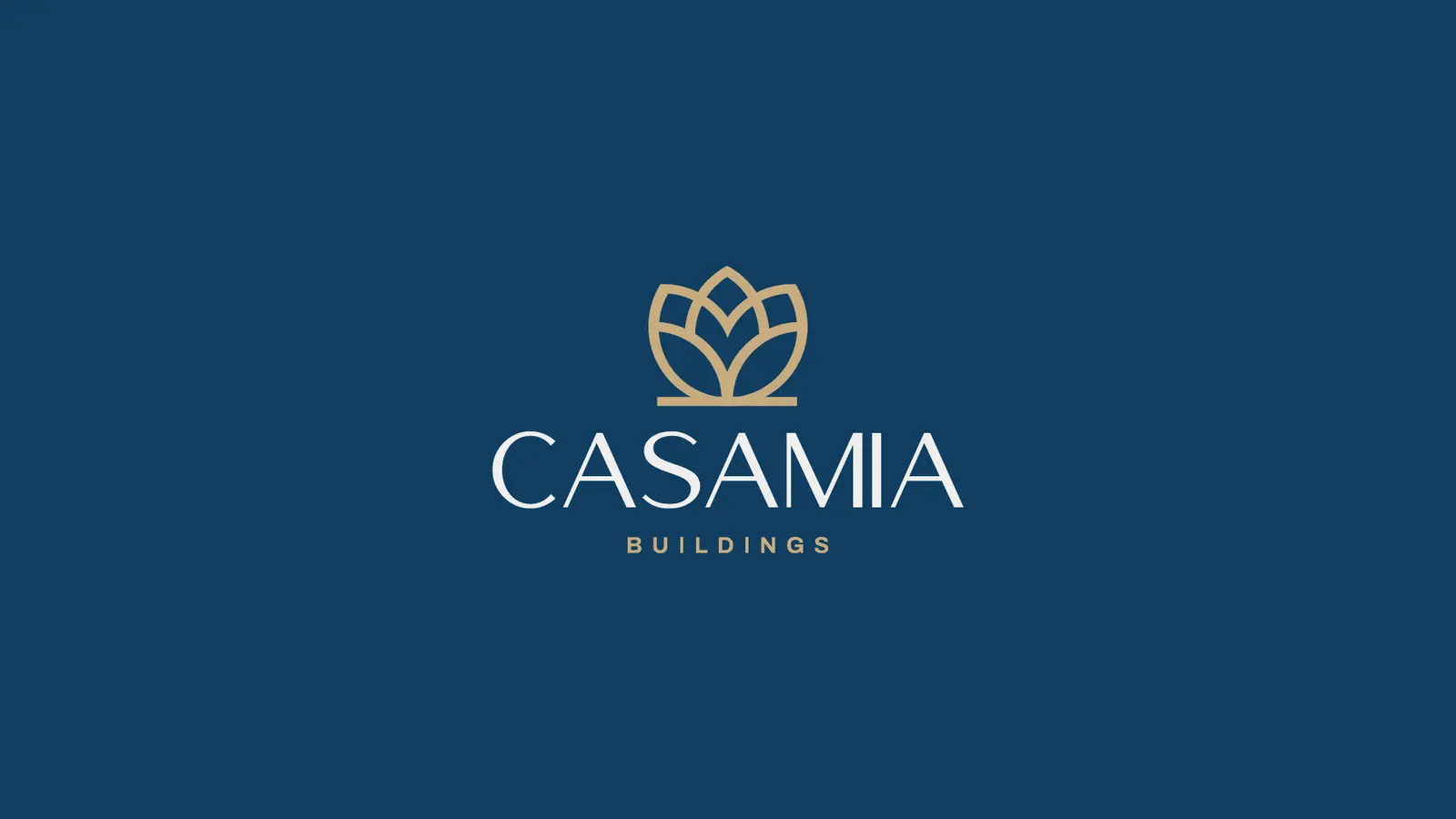 CasaMia Buildings Logo auf dunkelblauem Hintergrund