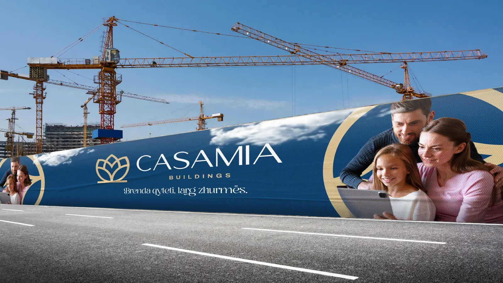 CasaMia Branding auf der Baustellenumzäunung