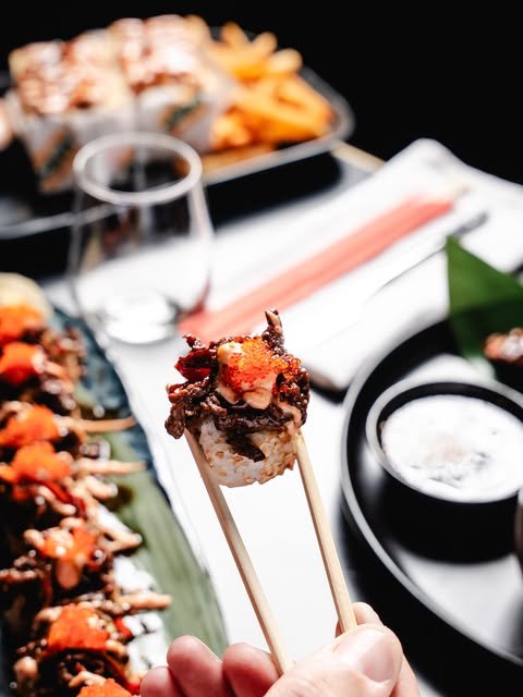 Gjiks & Chicks: professionelle Sushi-Fotografie für Social Media